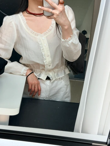 나인 프릴 크롭 밴딩 블라우스