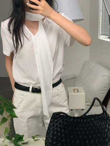 스카프 브이넥 바스락 블라우스 2