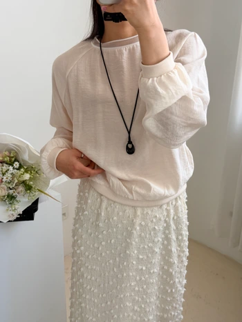 베닌 쉬폰 배색 블라우스 맨투맨