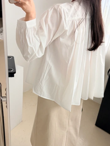 코니 뒷주름 버튼 블라우스 셔츠 2