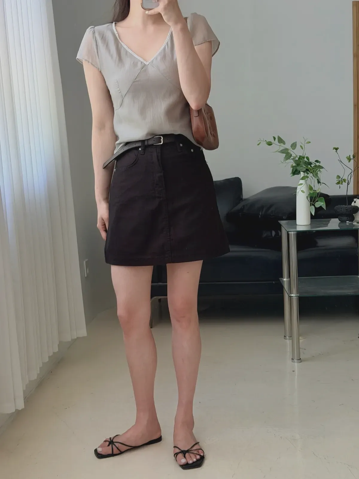 레이스 브이넥 블라우스 상세 이미지 14