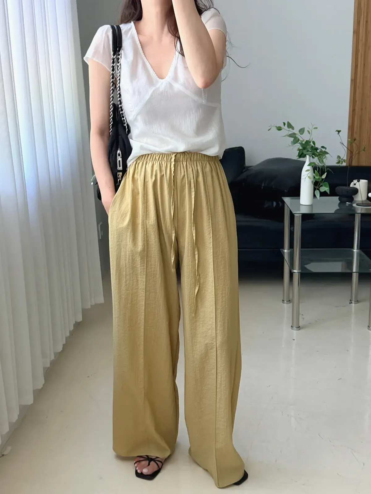 레이스 브이넥 블라우스 상세 이미지 6