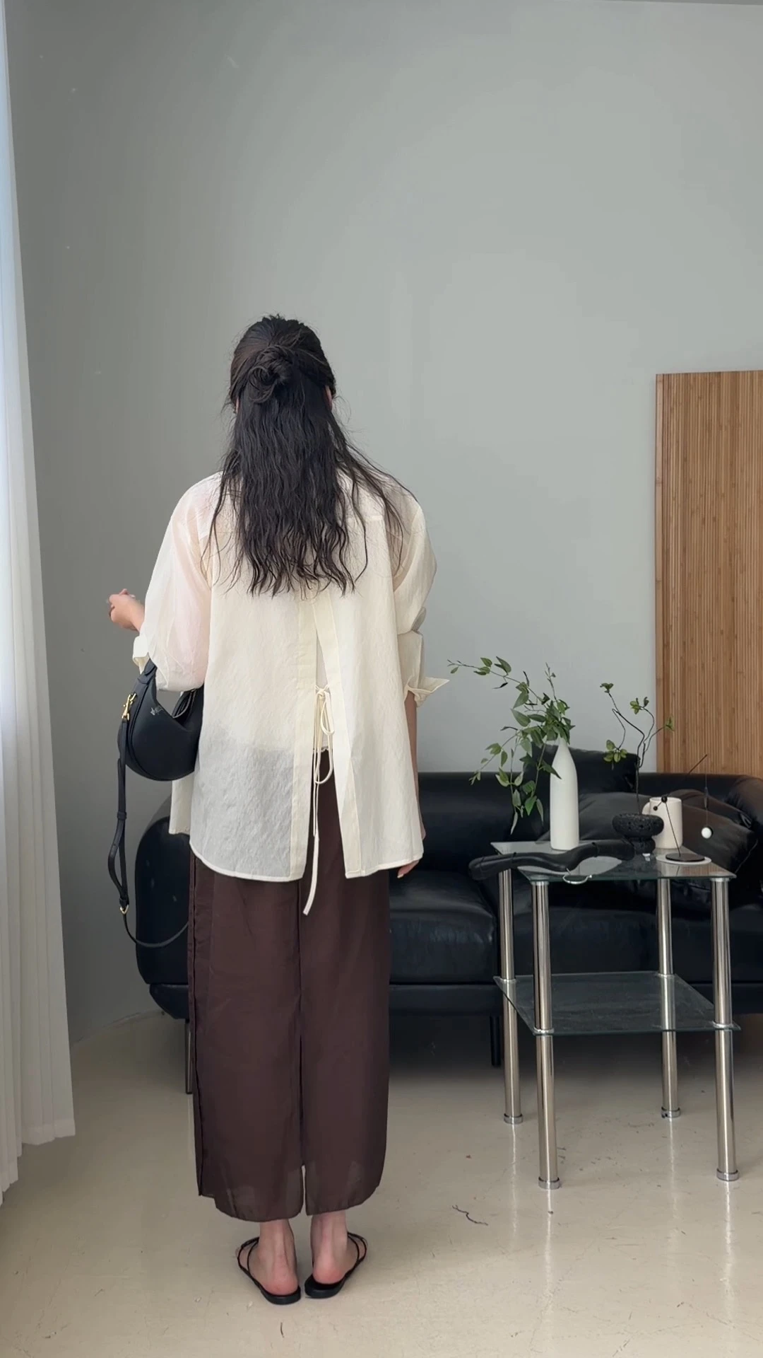 고앤 뒷 트임 리본 셔츠