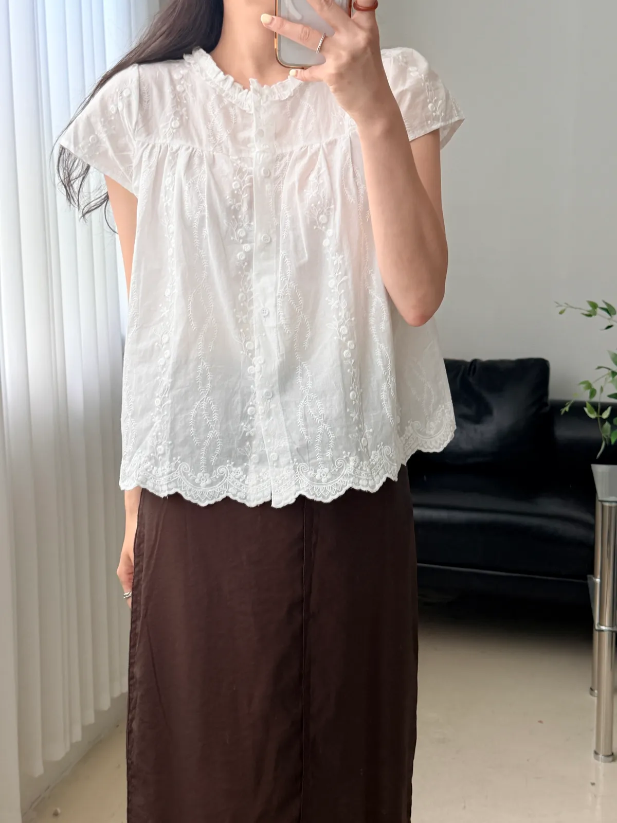 자수 펀칭 블라우스  상세 이미지 8