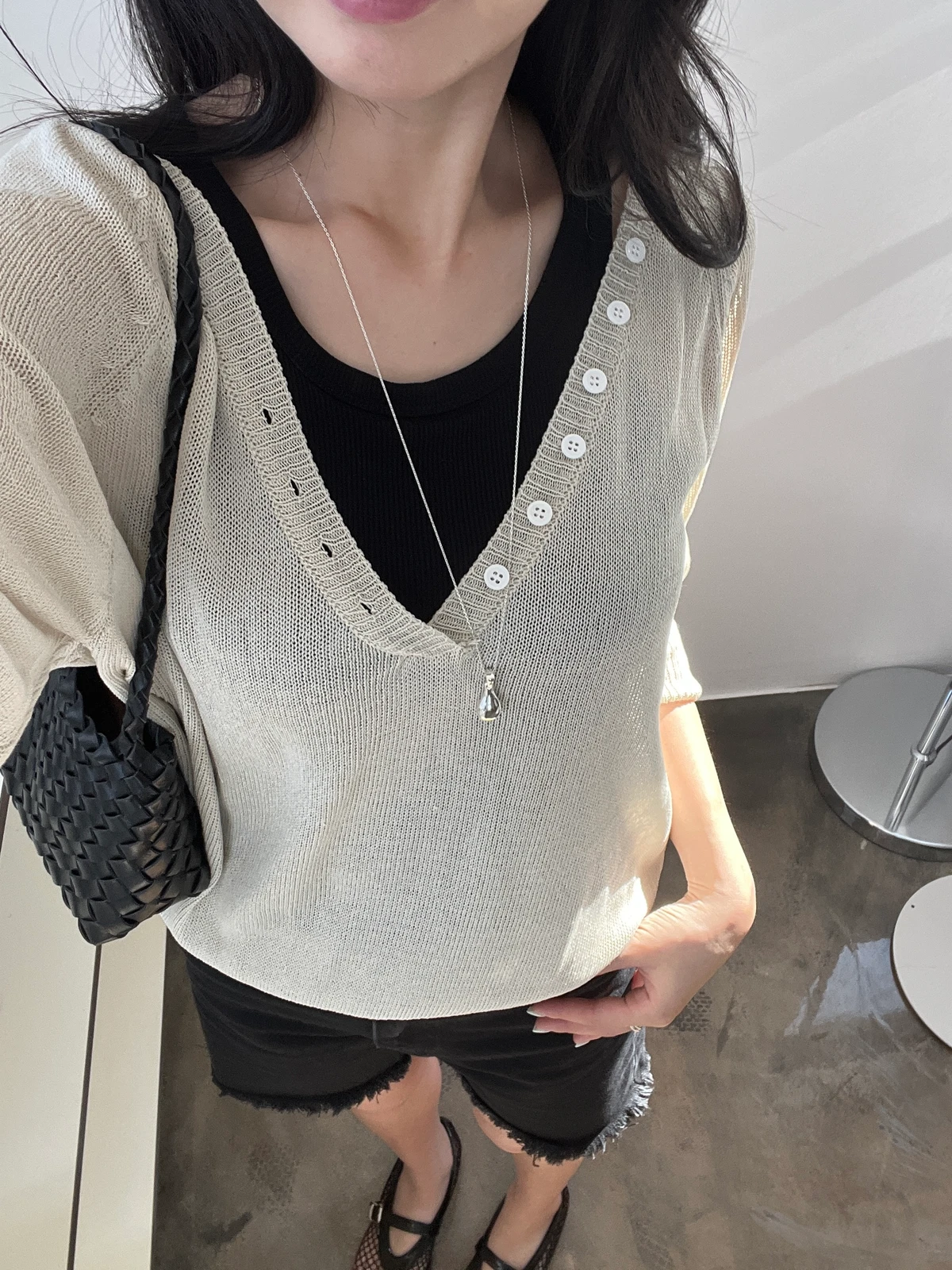 밑단 컷팅 4부 흑청 데님  상세 이미지 3