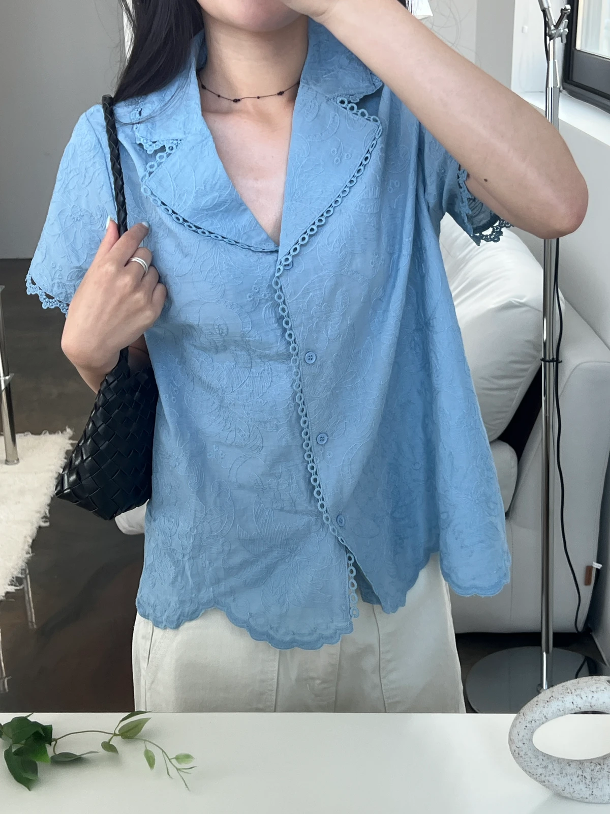 애니 자수 펀칭 셔츠 블라우스  상세 이미지 22