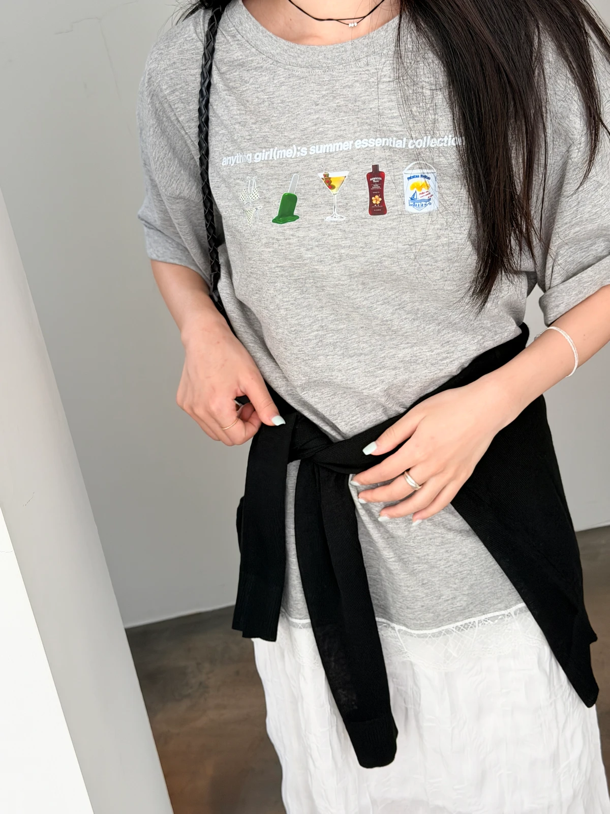 오버핏 밑단 레이스 프린팅 티셔츠 상세 이미지 11