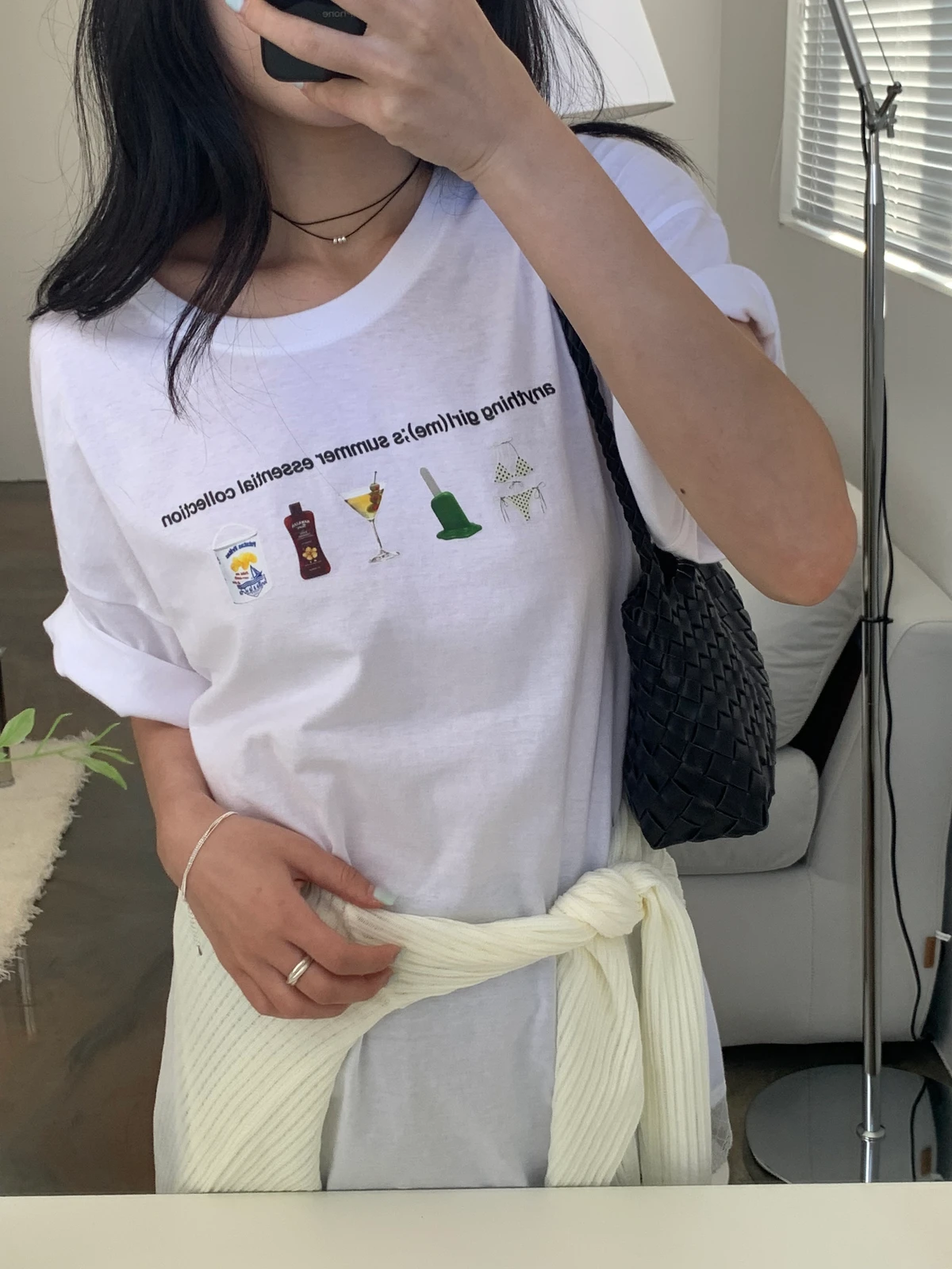 오버핏 밑단 레이스 프린팅 티셔츠 상세 이미지 42