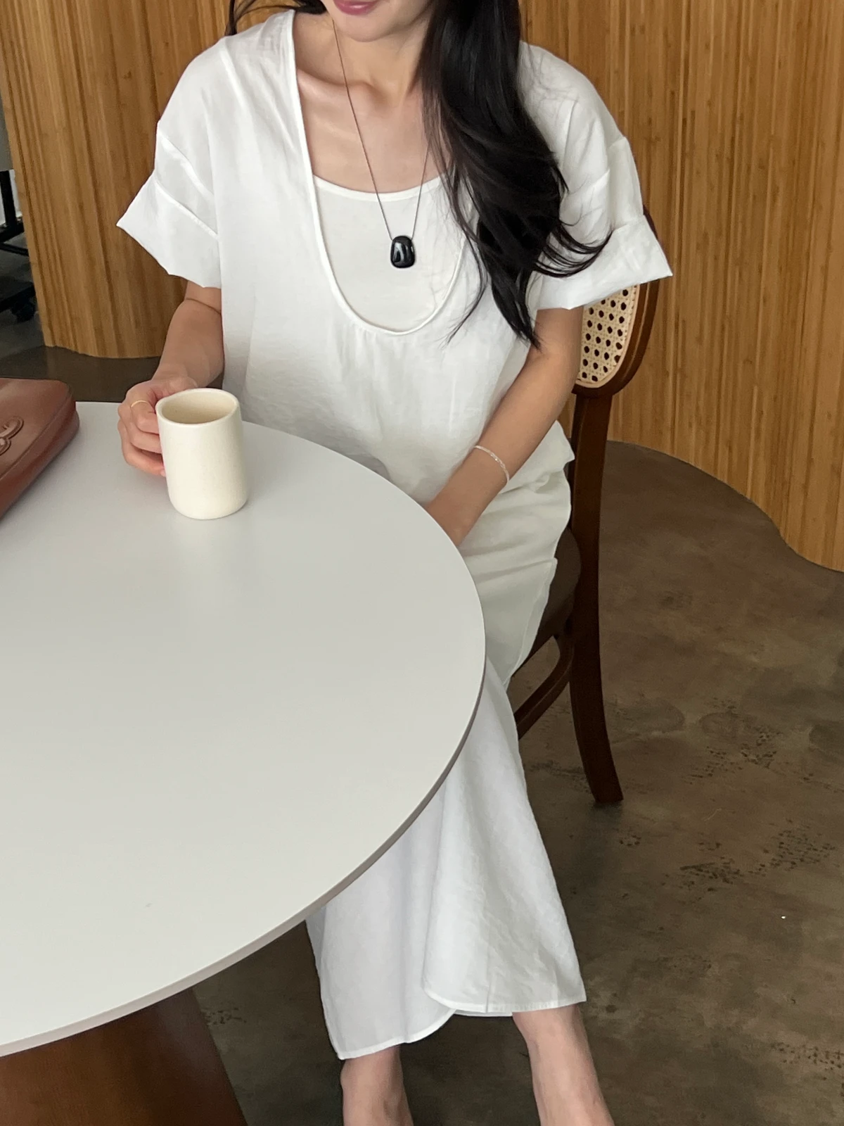 반팔 딥 유넥 블라우스 상세 이미지 6