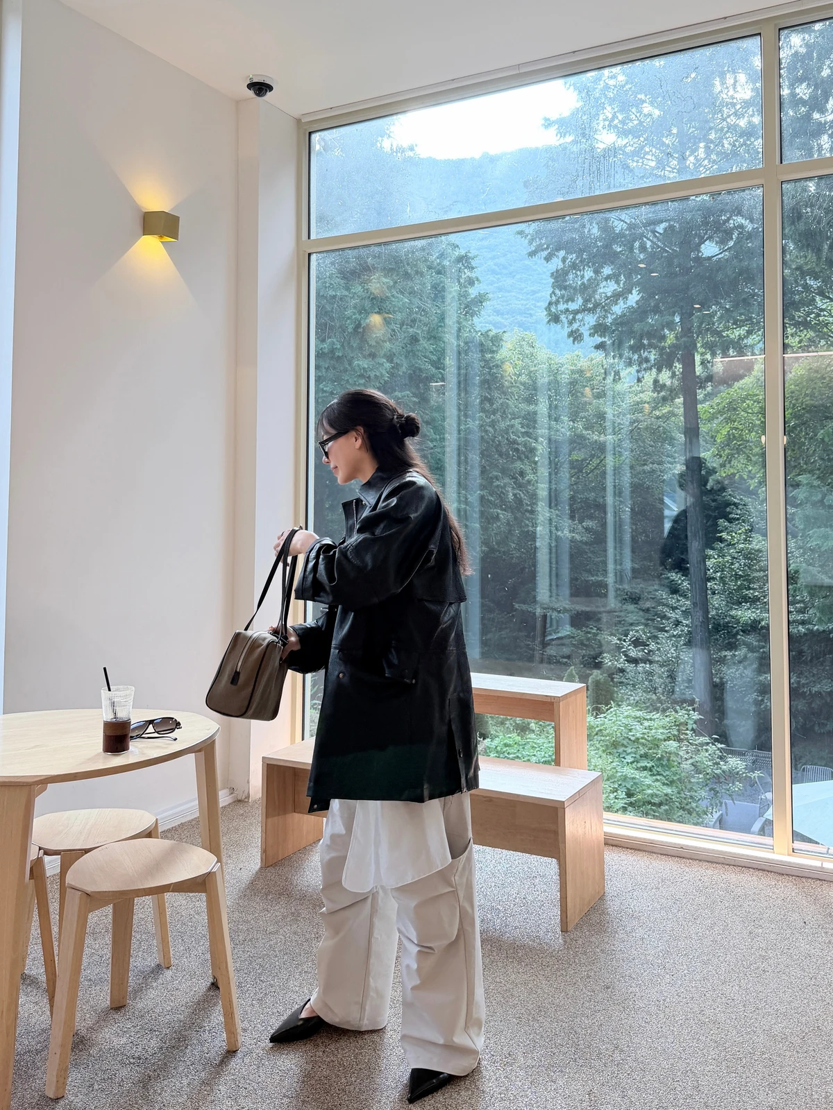날개 하프 오버핏 레더자켓  상세 이미지 2