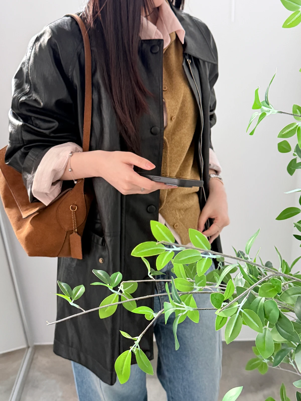 날개 하프 오버핏 레더자켓  상세 이미지 32