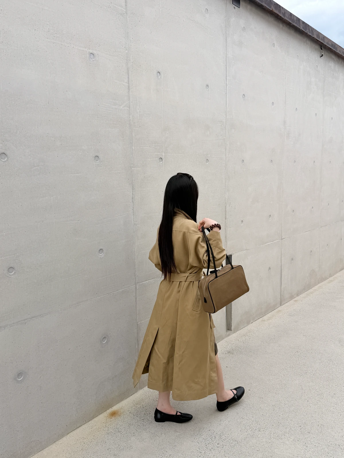 스냅 벨트 트렌치 롱코트 상세 이미지 31