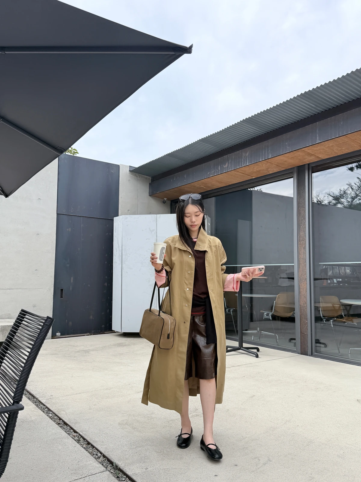 스냅 벨트 트렌치 롱코트 상세 이미지 4