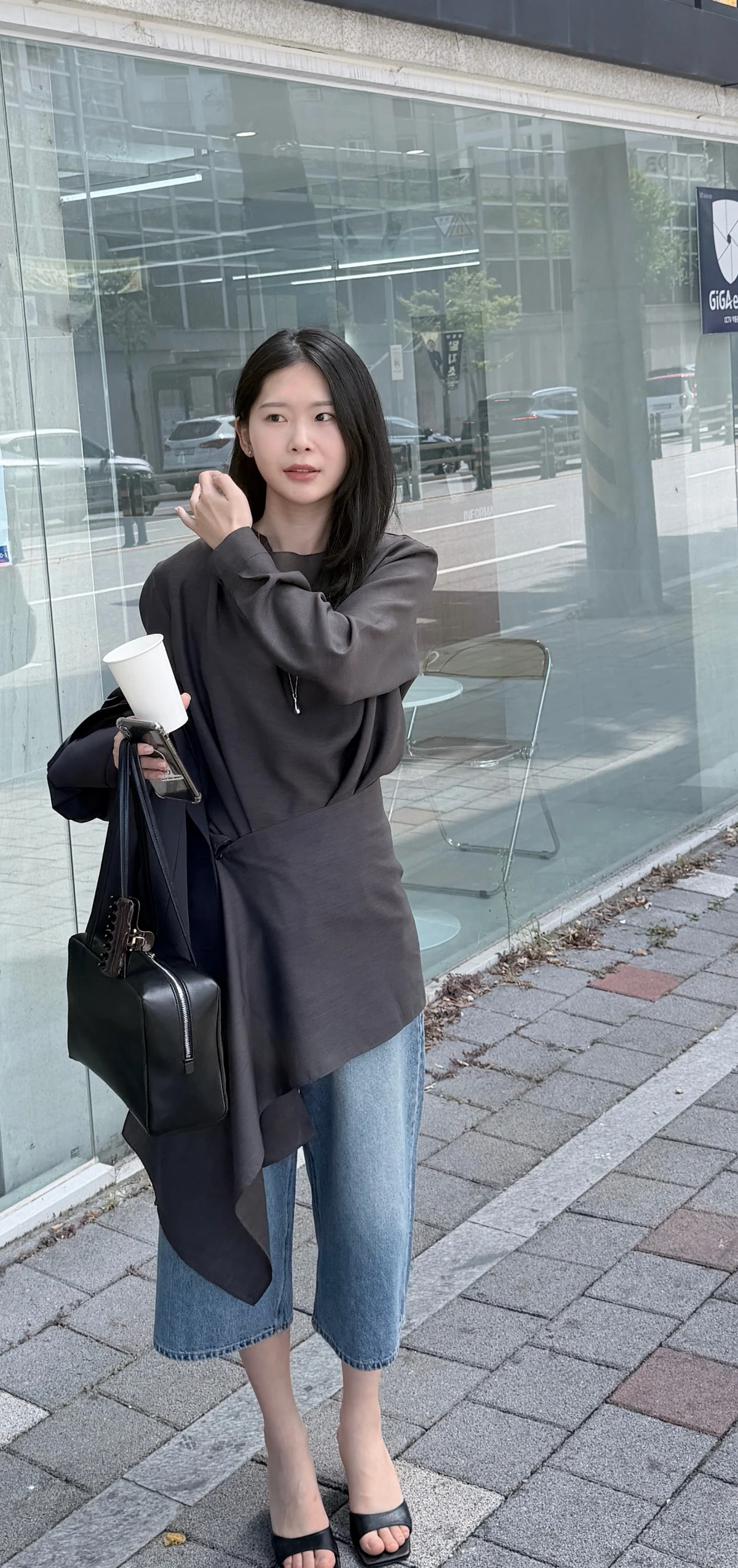 랩 텐셀 핀턱 블라우스 상세 이미지 2