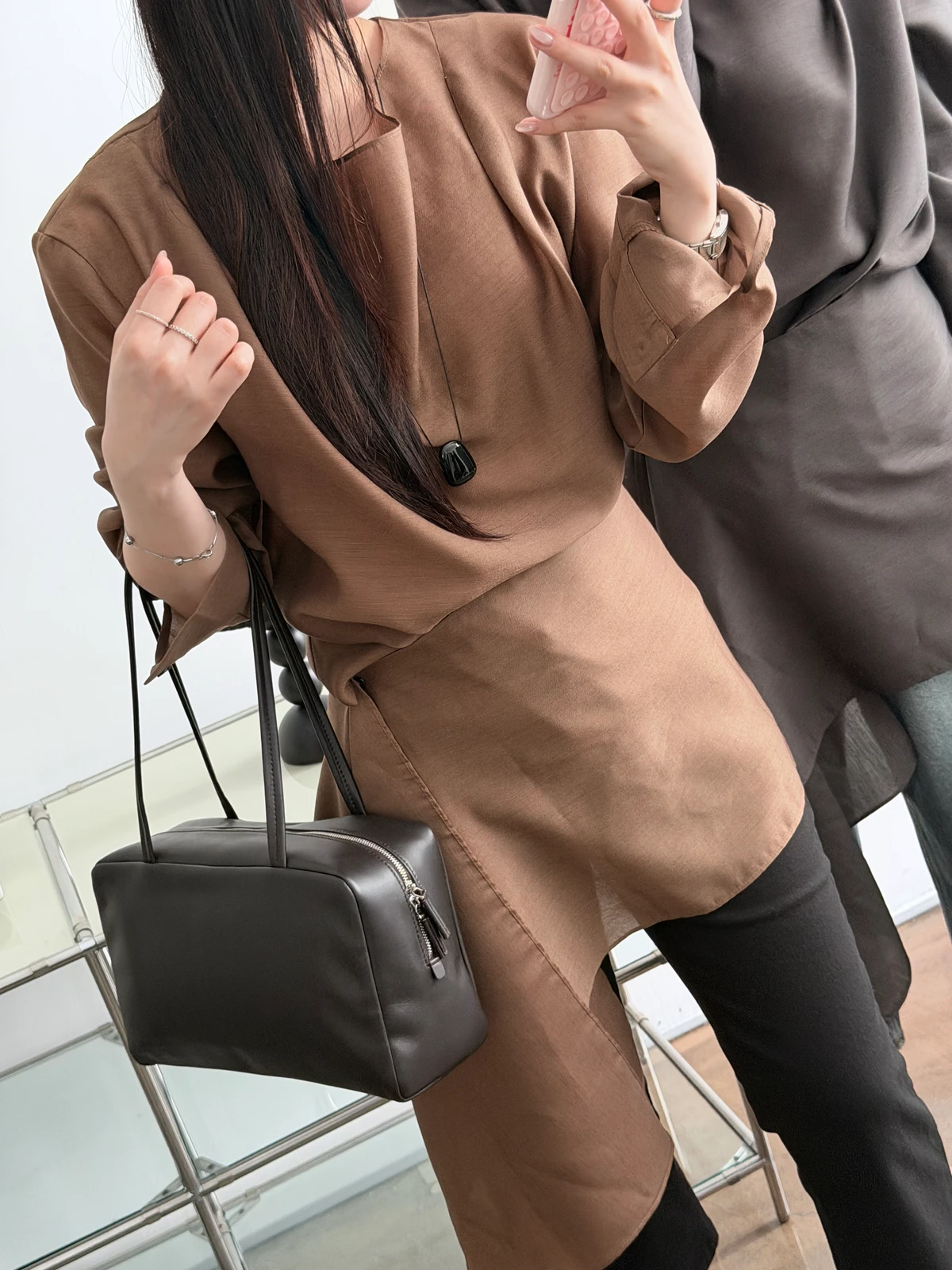 랩 텐셀 핀턱 블라우스 상세 이미지 9