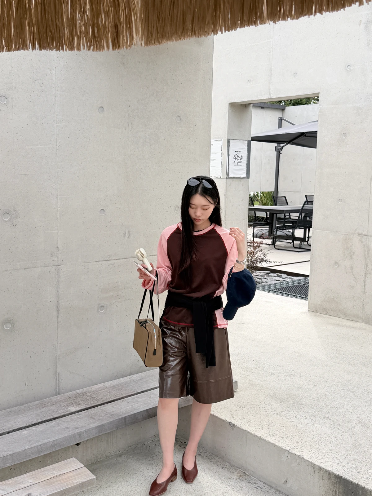 배색 스티치 나그랑 티셔츠  상세 이미지 27