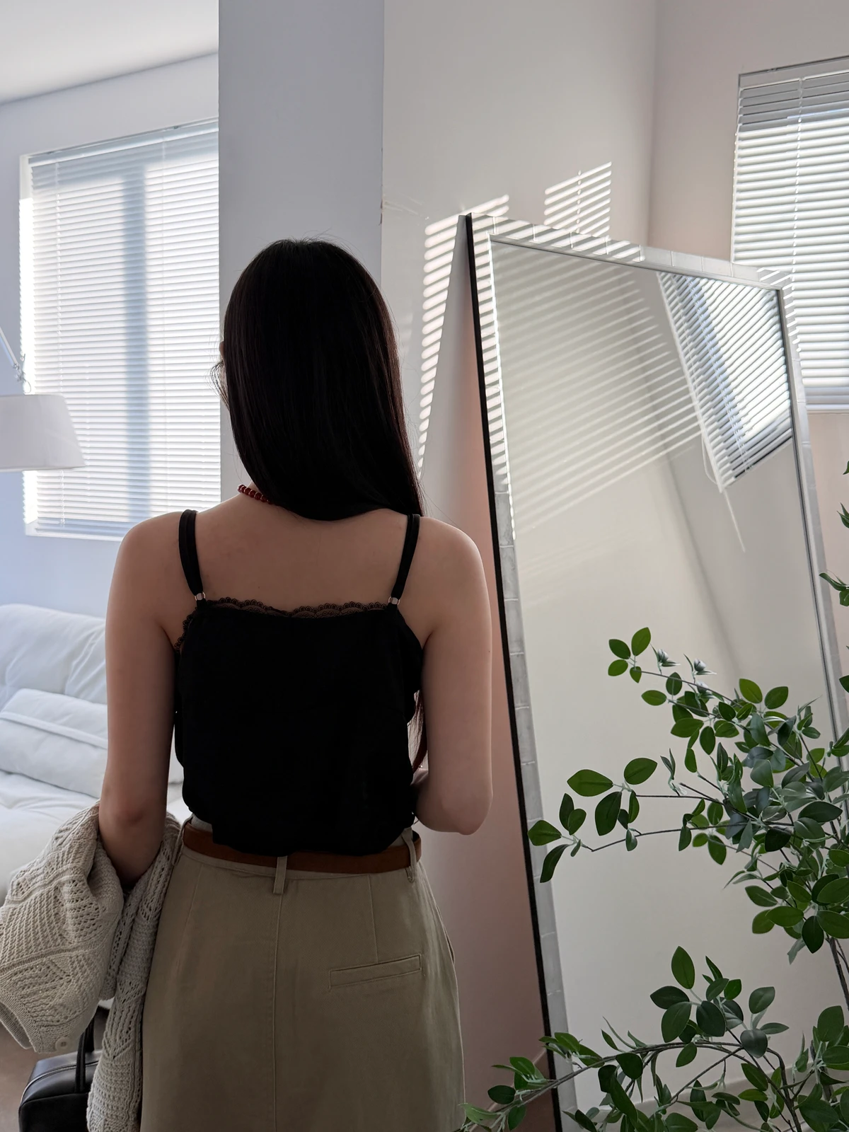 실키 레이스 나시 블라우스 상세 이미지 19