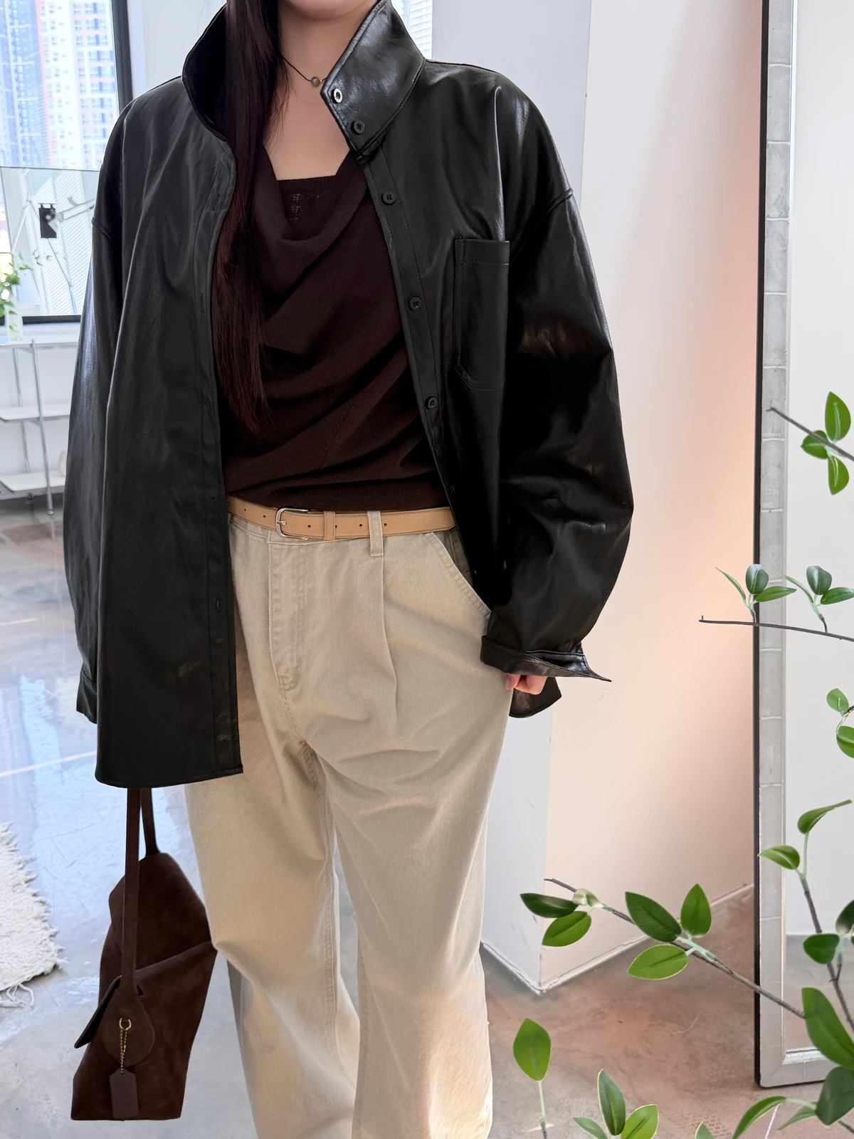 오버빗 레더 셔츠 자켓 상세 이미지 10