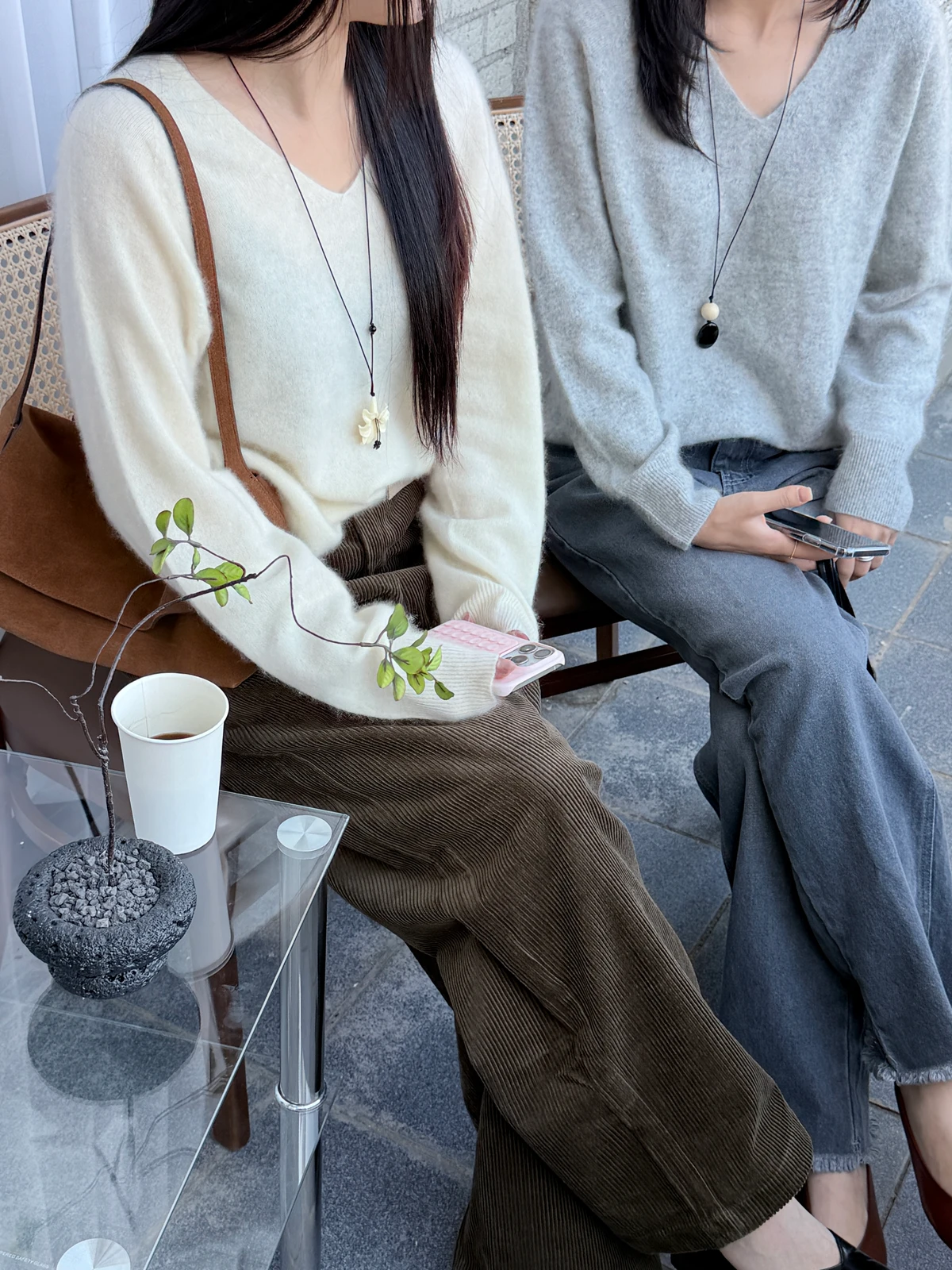 홀가먼트 캐시미어 울 앙고라 브이넥 니트 상세 이미지 28